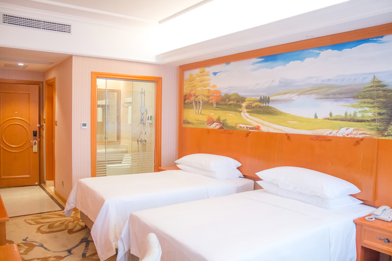 Bedroom 2, Vienna Hotel Hubei Enshi Hangkong Avenue, Enshi Tujia and Miao