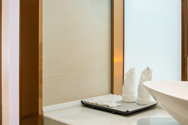 Bathroom 4, Lavande Hotel Zhongshan Xiaolan Taifeng, Zhongshan