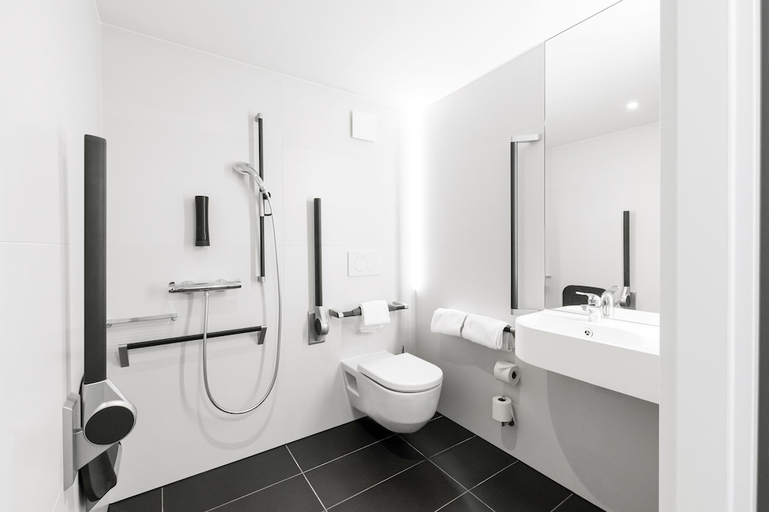 Bathroom 3, B&B Hotel NYON, Nyon