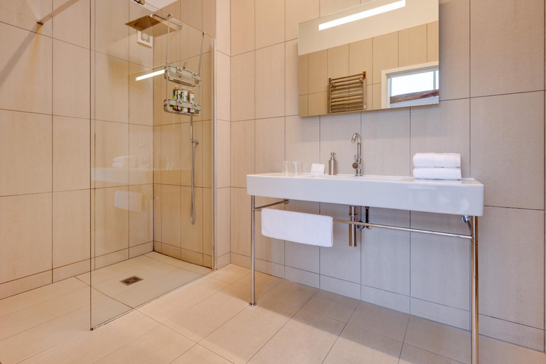 Bathroom 3, The Suites at Pannells Ash, Essex
