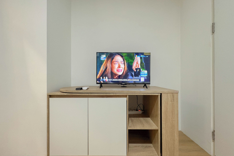 Television, Cozy Japandi Style 1Br At Apartment Kyo Society, Surabaya