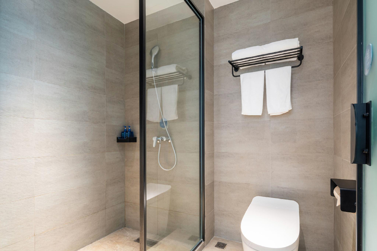 Bathroom 3, Hanting Hotel Qingdao High-tech Zone Convention Center, Qingdao