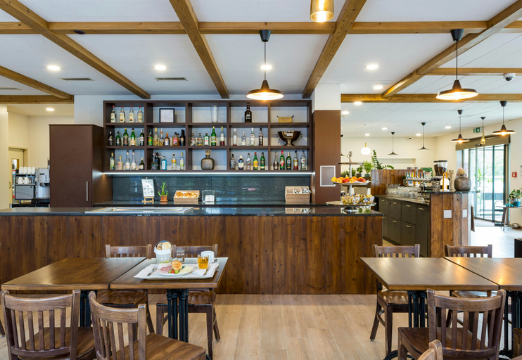 Food & Drinks 4, Iris Hotel Baku, Baku