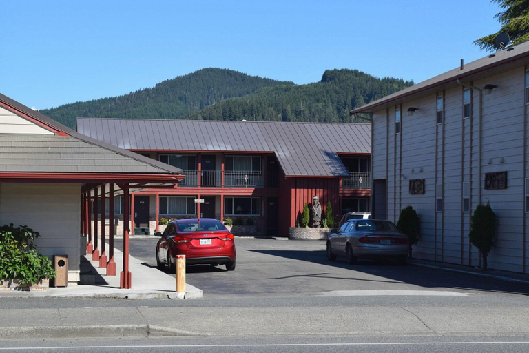 Exterior & Views 1, Forks Motel, Clallam