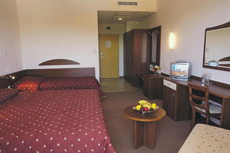Bedroom, Continental Park Hotel, Nesebar