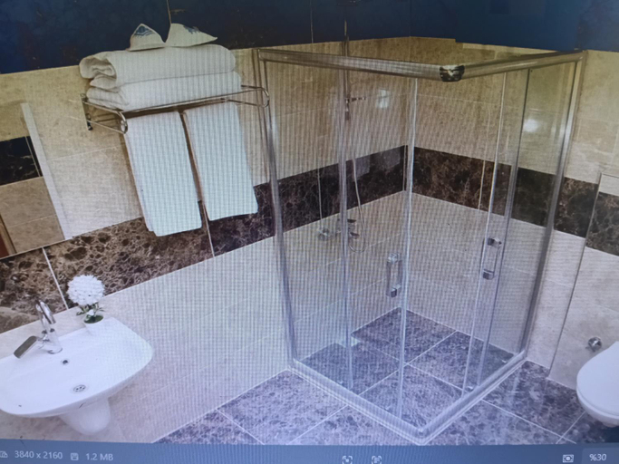 Bathroom 4, Favorite hotel, Akçaabat
