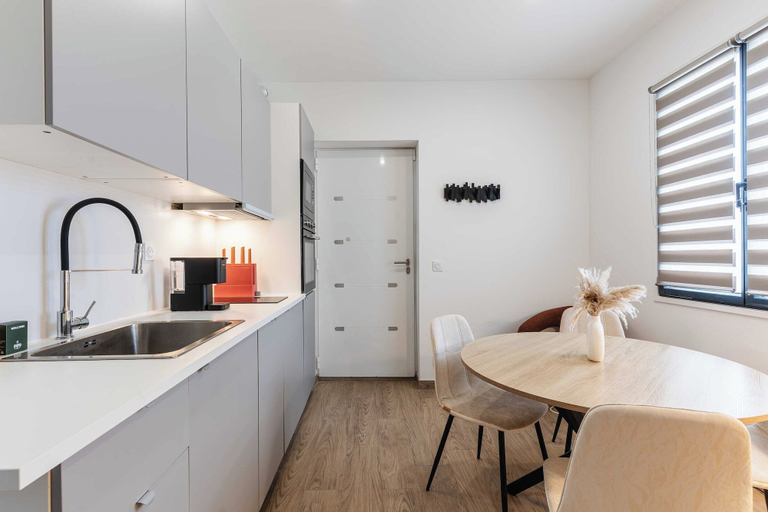 Private kitchen 3, Spacious Studio 2P - Benerville, Calvados
