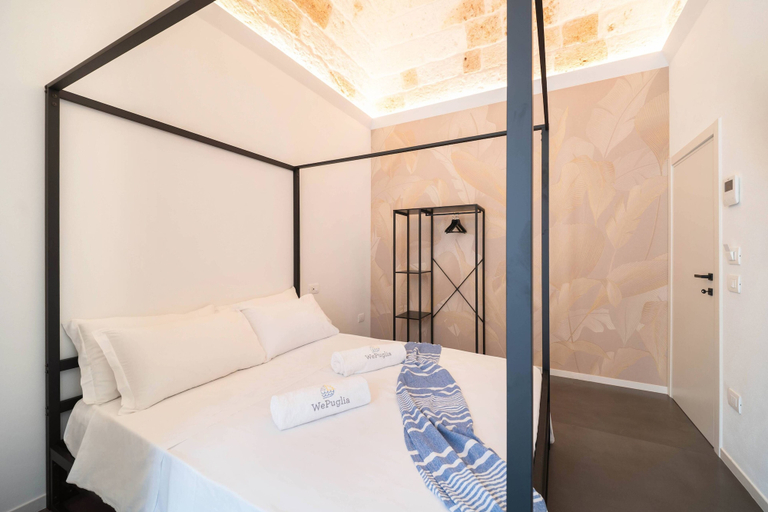 Room 4, WePuglia - Le Tre Luci Dimora di Charme, Bari