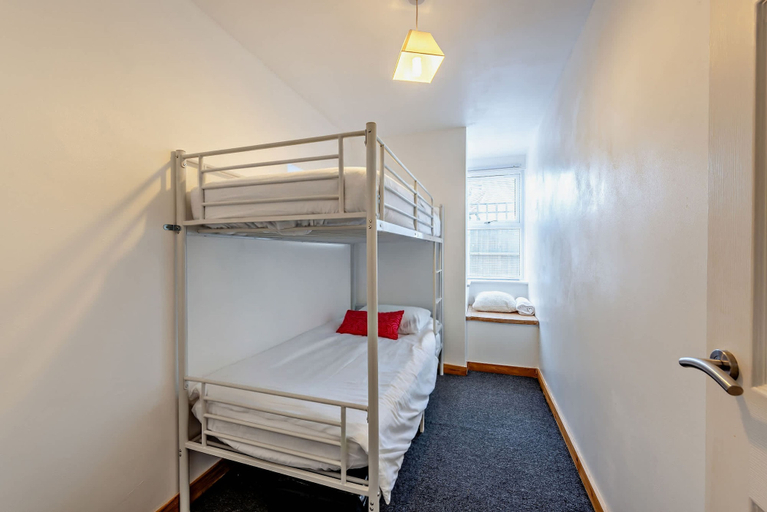 Room 3, Host Stay The Coach House, West Sussex