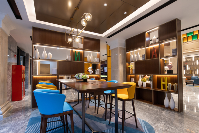 Food & Drinks 3, Hampton by Hilton Harbin Zhongyang Street, Harbin