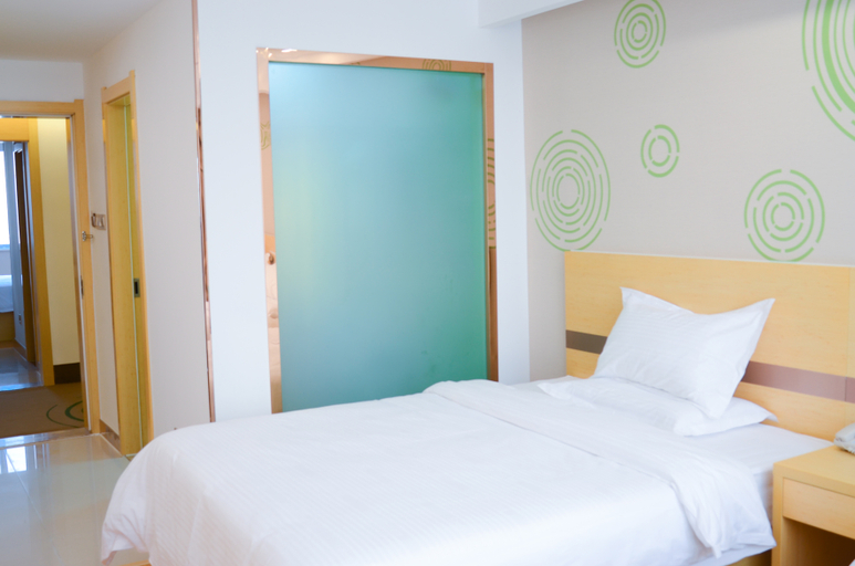Bedroom 2, GreenTree Zhixuan Hotel (Qufu High-Speed Railway Station), Jining