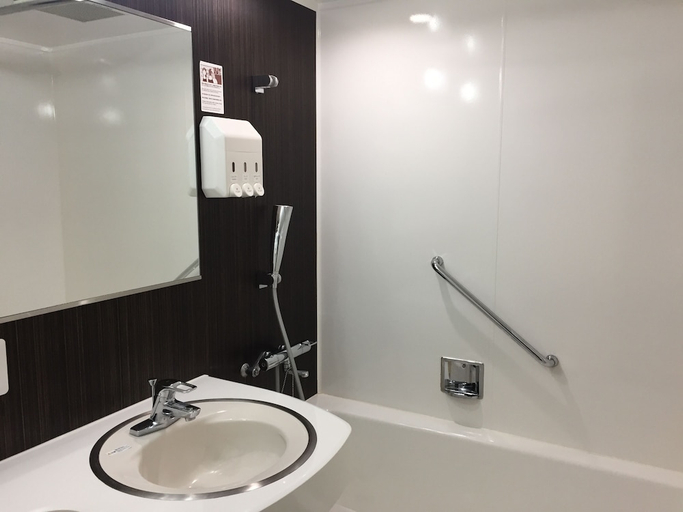 Bathroom 3, Toyota Prestige Hotel, Toyota