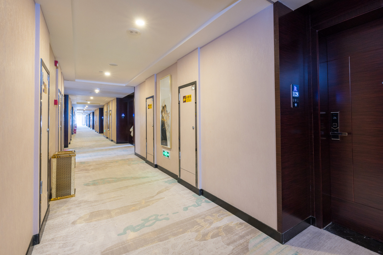 Others 3, Haonianhua Business Hotel, Hainan