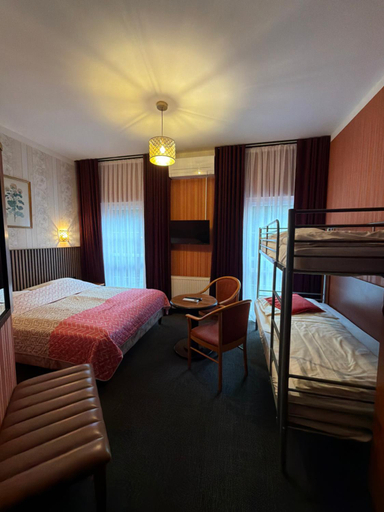 Bedroom 2, Arkadia Gosciniec-klima,parking,ogrod, Ople