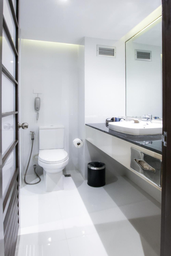 Bathroom 5, Alpine Golf Resort Chiang Mai, Ban Thi