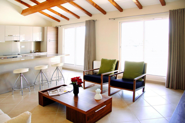 Others 5, Residence Salina Bay, Porto Vecchio, Apartment Garden Side, Corse-du-Sud