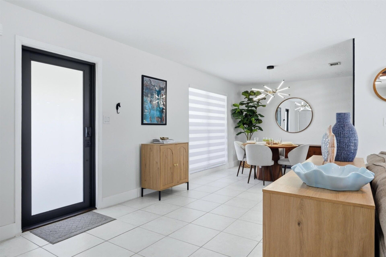 Dining 2, Gar4440 2 Bedroom Home, Charlotte