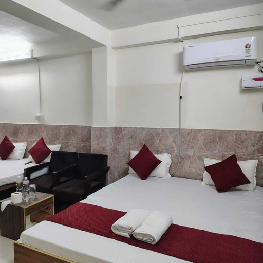 Room 1, Krishna Inn Durgakund, Varanasi
