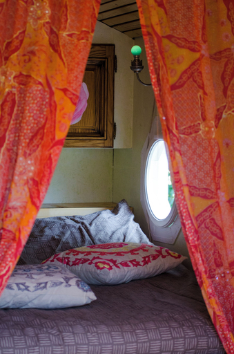 Bedroom, L'ecrin du Segala - La roulotte, Aveyron