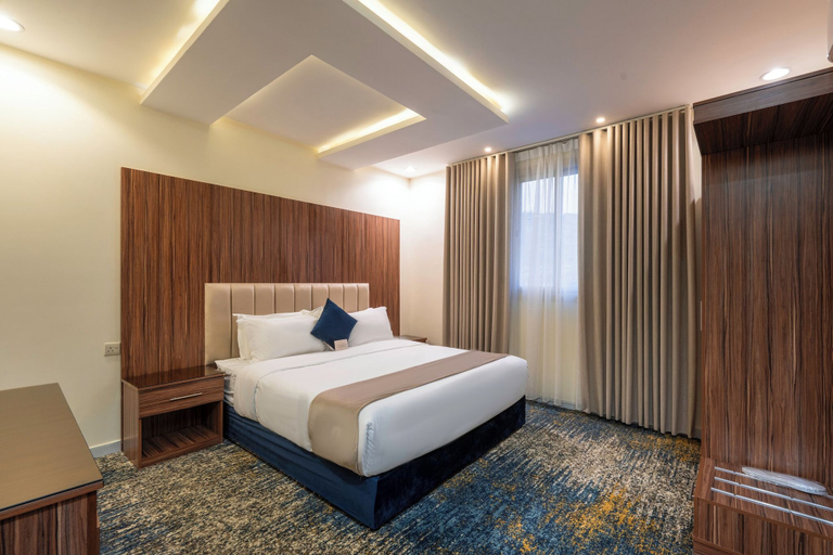 Bedroom 2, Al Qasr Hotel Suites - Al Minsk District