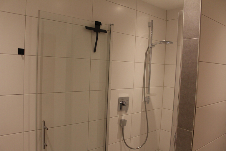 Bathroom 3, Modern apartment in the Tyrolean mountains, Landeck
