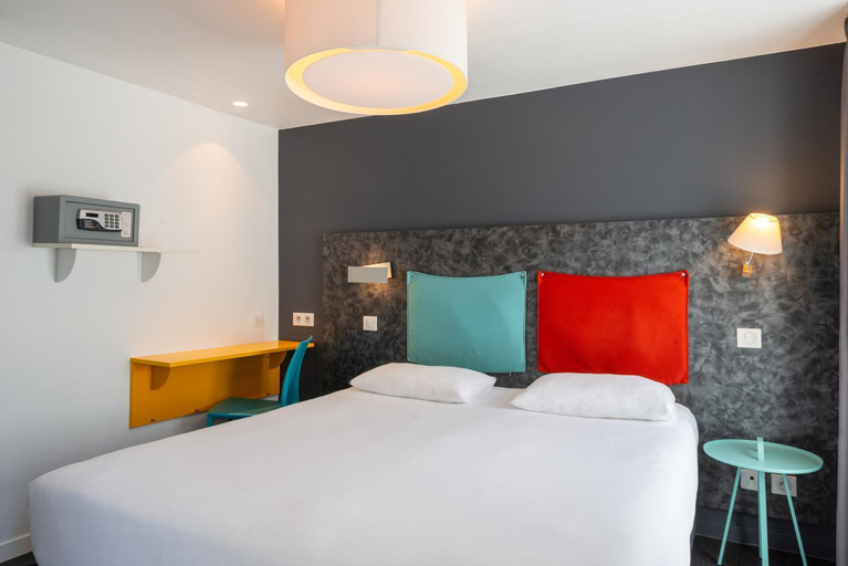 Bedroom 3, Hotel des Metallos, Paris
