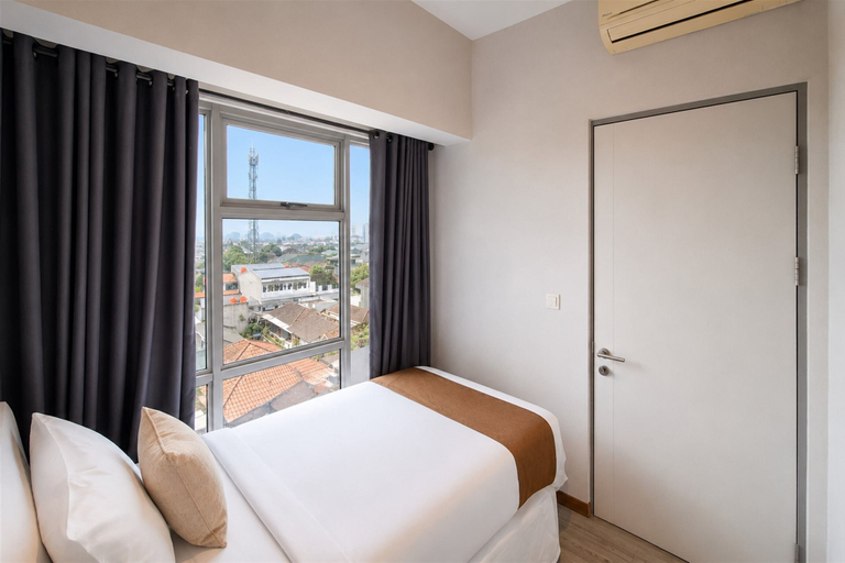 Room 3, Homey And Warm 2Br At Apartment M-Town Residence, Tangerang