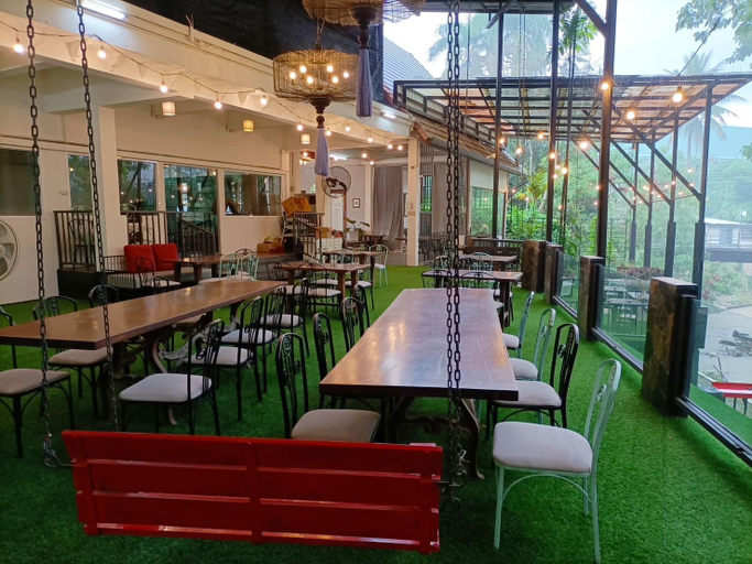 Food & Drinks 5, Rimtarn Hotel Pakchong, Pak Chong