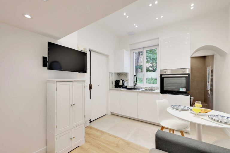 Private kitchen 4, Cozy Studio 4P Near La Defense, Hauts-de-Seine