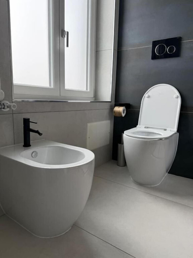 Bathroom 5, Seven Lakes ApartHotel RTA, Torino
