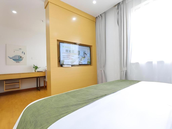 Bedroom 2, GreenTree Inn Jiaxin Puyuan Kaixuan Road, Jiaxing