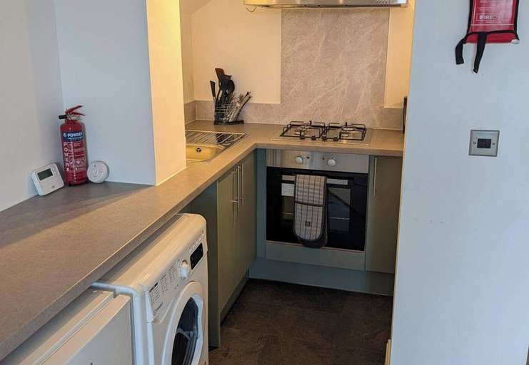 Private kitchen 4, Georgian Apartment Sleeps 2 With Wifi, Shropshire
