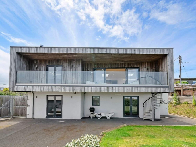 Primary image, Bay House With Sea Views, Cornwall