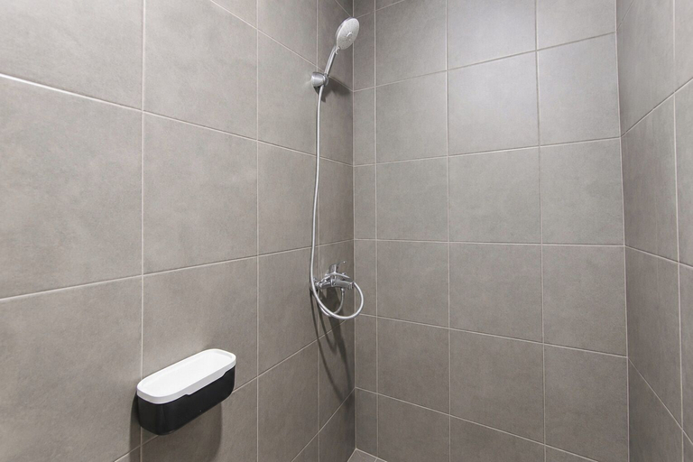 Interior 3, Bright And Cozy Studio At Apartment Westown View Surabaya, Surabaya