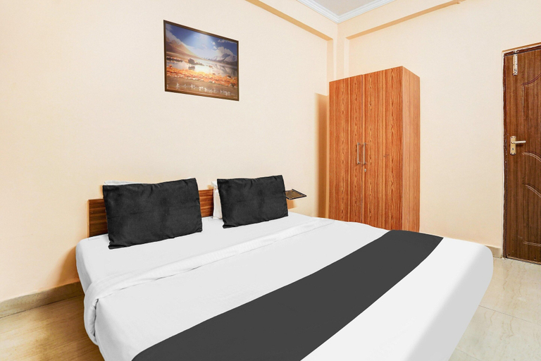 Room 4, Deluxe Dream Stay Hotel, Lucknow