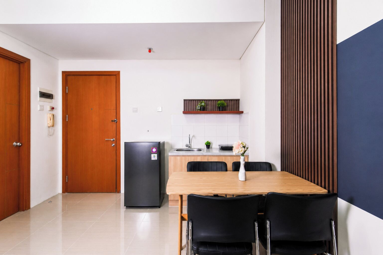 Private kitchen 3, Stunning 2Br Apartment Woodland Park Residence, Jakarta Selatan