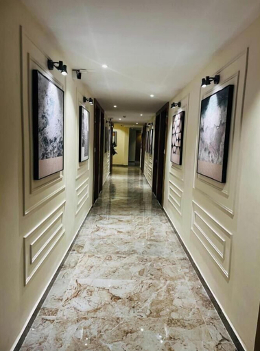 Interior 4, Hotel SR Pride, Kheda