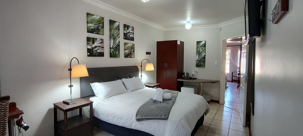Room 4, Premiere Guest House, Mangaung