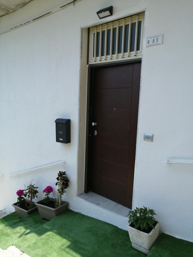 Exterior & Views, Prima Stella Tourist Rooms, Latina