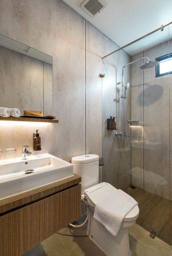 Bathroom, Cabin ARTOTEL Pelangi Park, Bogor