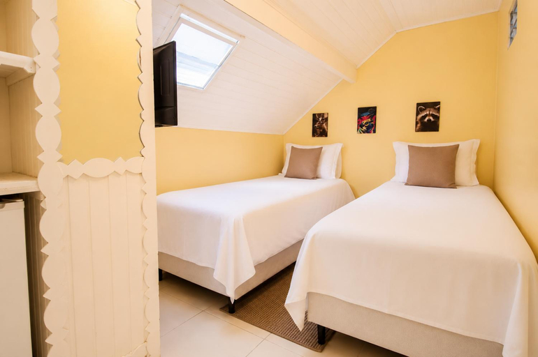Bedroom 2, Green Village Hotel, Camanducaia
