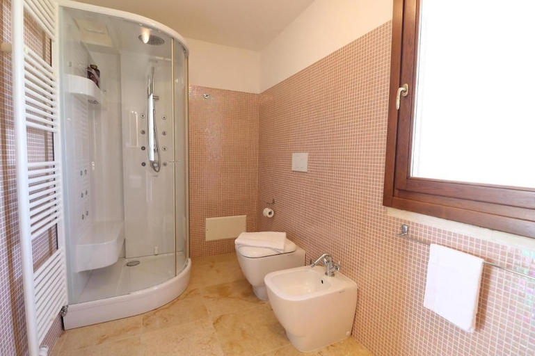 Bathroom, Tenuta Gli Agrumi del Salento, Lecce