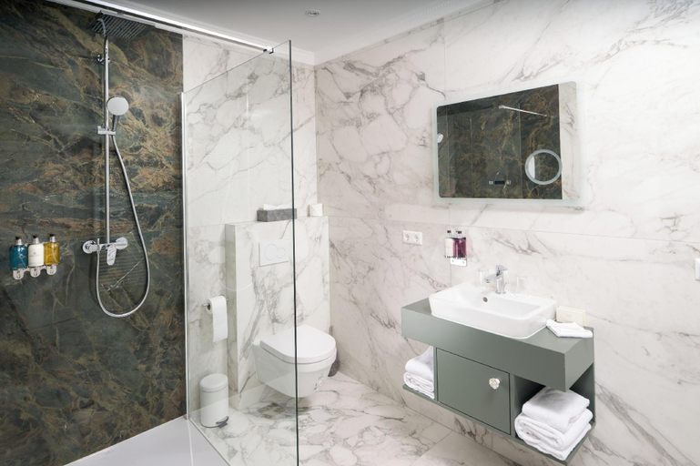 Bathroom 3, Hotel The Rose by Goeres, Luxembourg