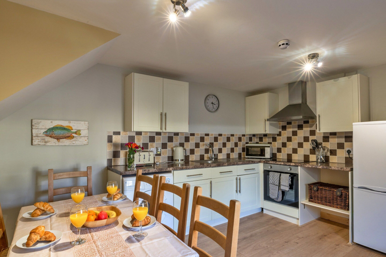 Private kitchen 3, Charming Country Cottage Near Bath, Devon