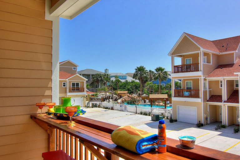 Exterior & Views 2, Borracho Beach- Waterslide Pet Friendly, Nueces