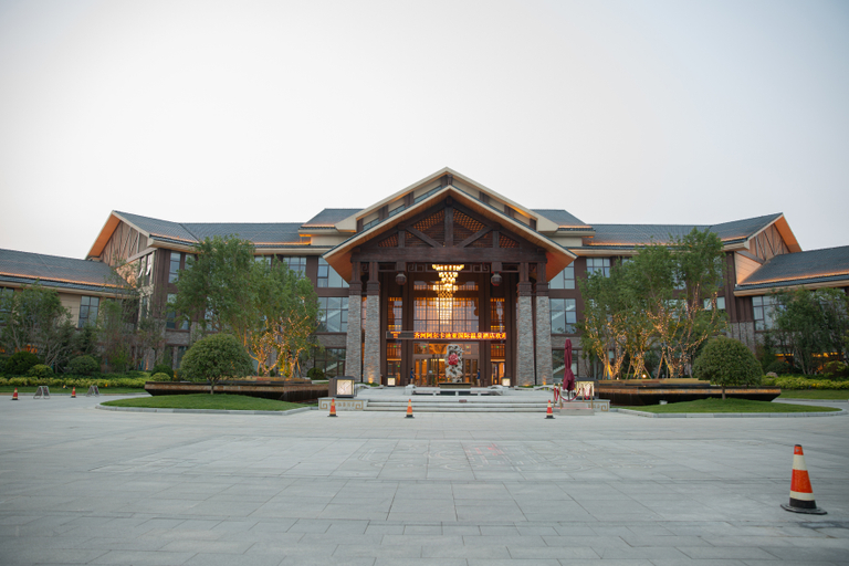 Exterior & Views 1, Arcadia Spa Golf International Hotel, Dezhou