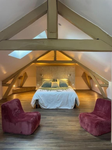 Bedroom 4, CLOS REMY, Oise