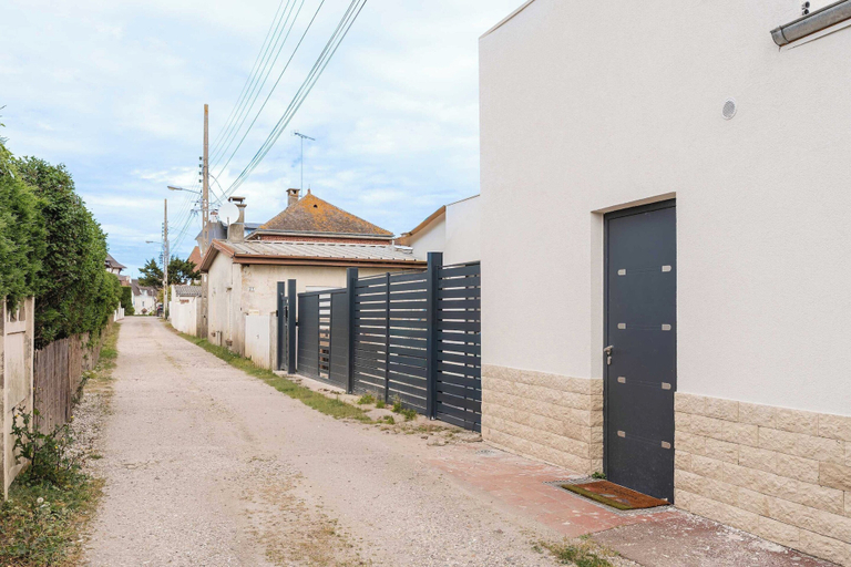 Property grounds 4, Spacious Studio 2P - Benerville, Calvados