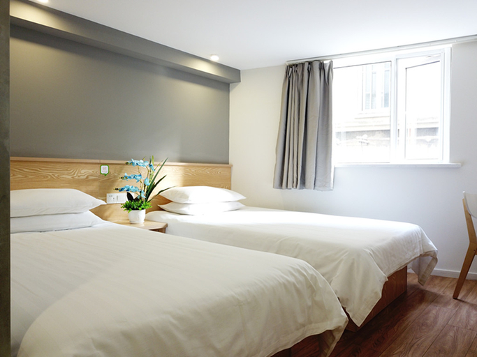 Bedroom 2, Hi Inn (Shanghai Nanjing East Road Subway Station), Shanghai
