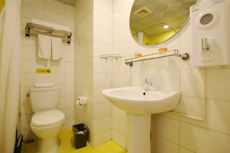 Bathroom 3, Homeinn Selected Hotel (Lanzhou High-tech Zone Broadcasting Center Subway Station), Lanzhou